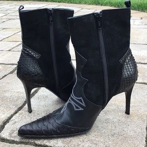 Equivoco Milano Black Leather Suede Heeled Boots
